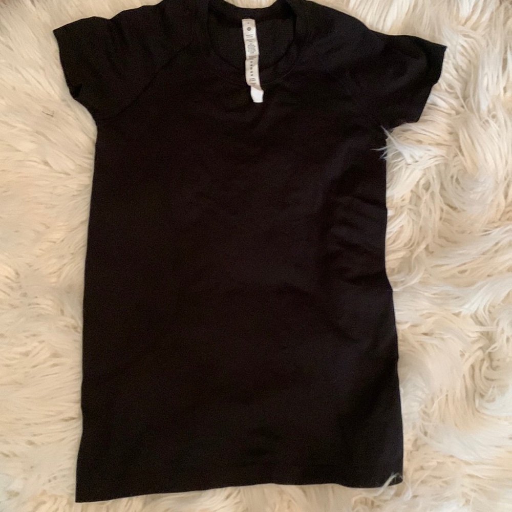 Lululemon Swiftly Tech